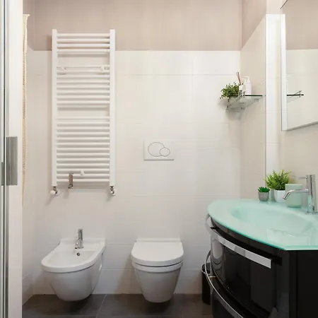 Elegante Rifugio Shakespeare Con Parcheggio A 아파트 트리에스테